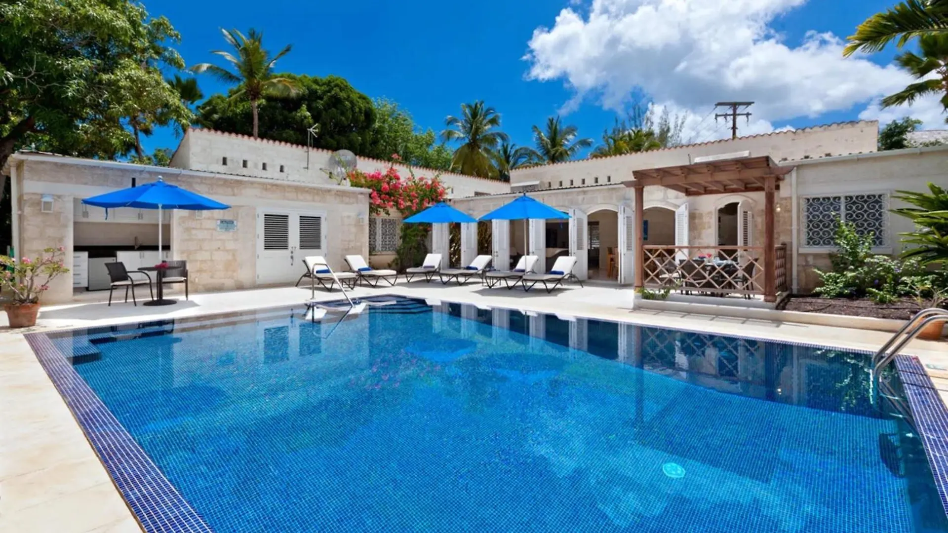 Vila Todmorden By Blue Sky Luxury Saint Peter
